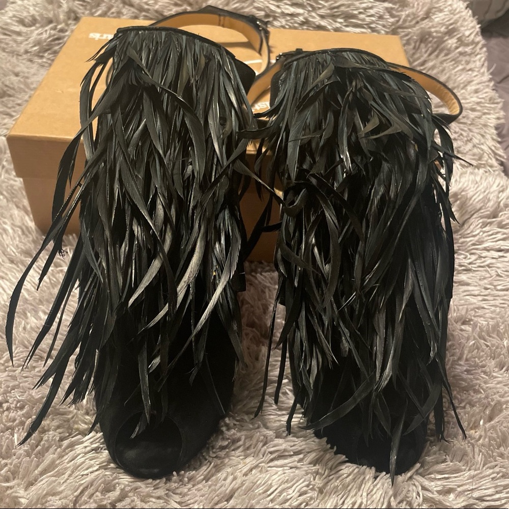 Black feather Christian Louboutin Heels